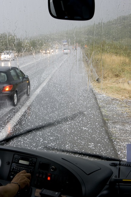 How a Free Hail Estimate Can Get You Back on the Road Sooner